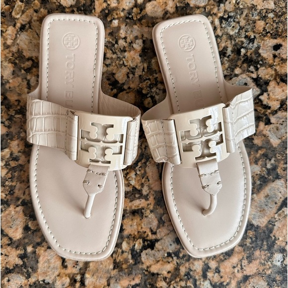 Tory Burch Leather Flip Flops, Summer Slides - Picture 4 of 7